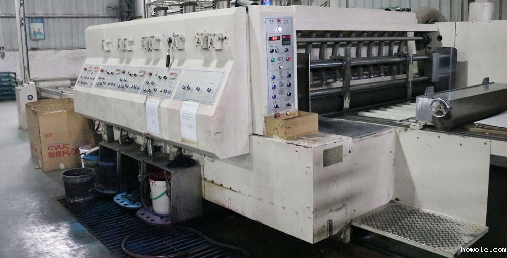 三色高速印刷开槽一体机